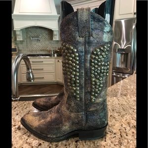 Frye Women’s Billy Studded Western Boots Sz 7